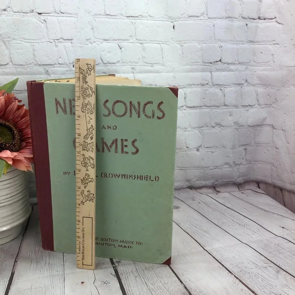 Vintage New Songs games book 1941